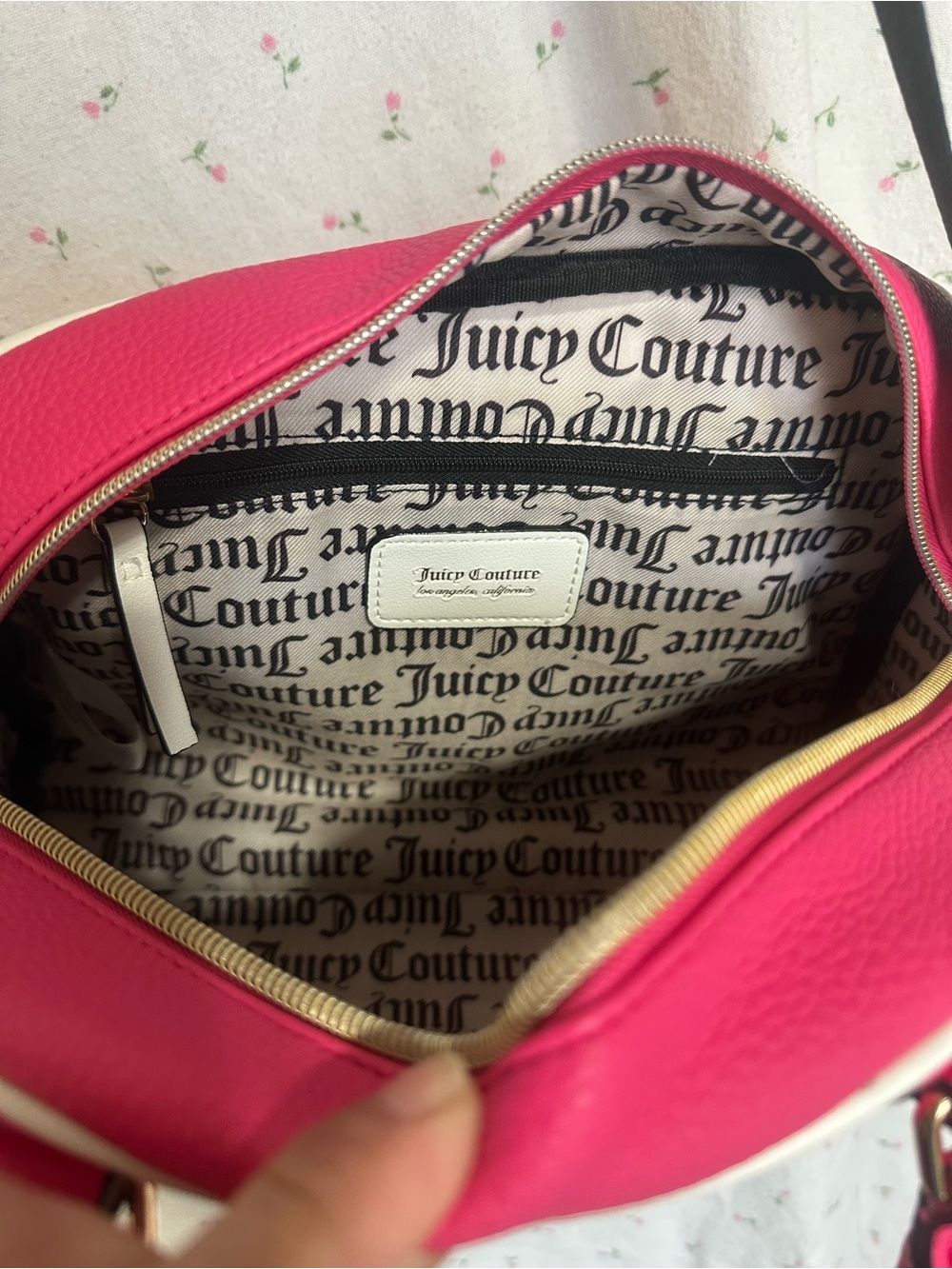 Juicy Couture Hot Pink and White Dome Satchel with Logo Strap - Picture 3 of 14